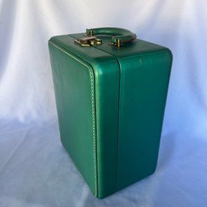 Vintage Rare Art Deco from the 30s Nelialee N.Y.C Toiletry Bathroom Luggage Case